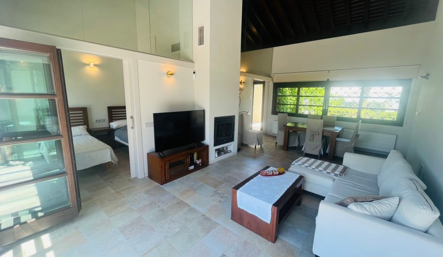 Reventa - Villa -
Sucina - Inland