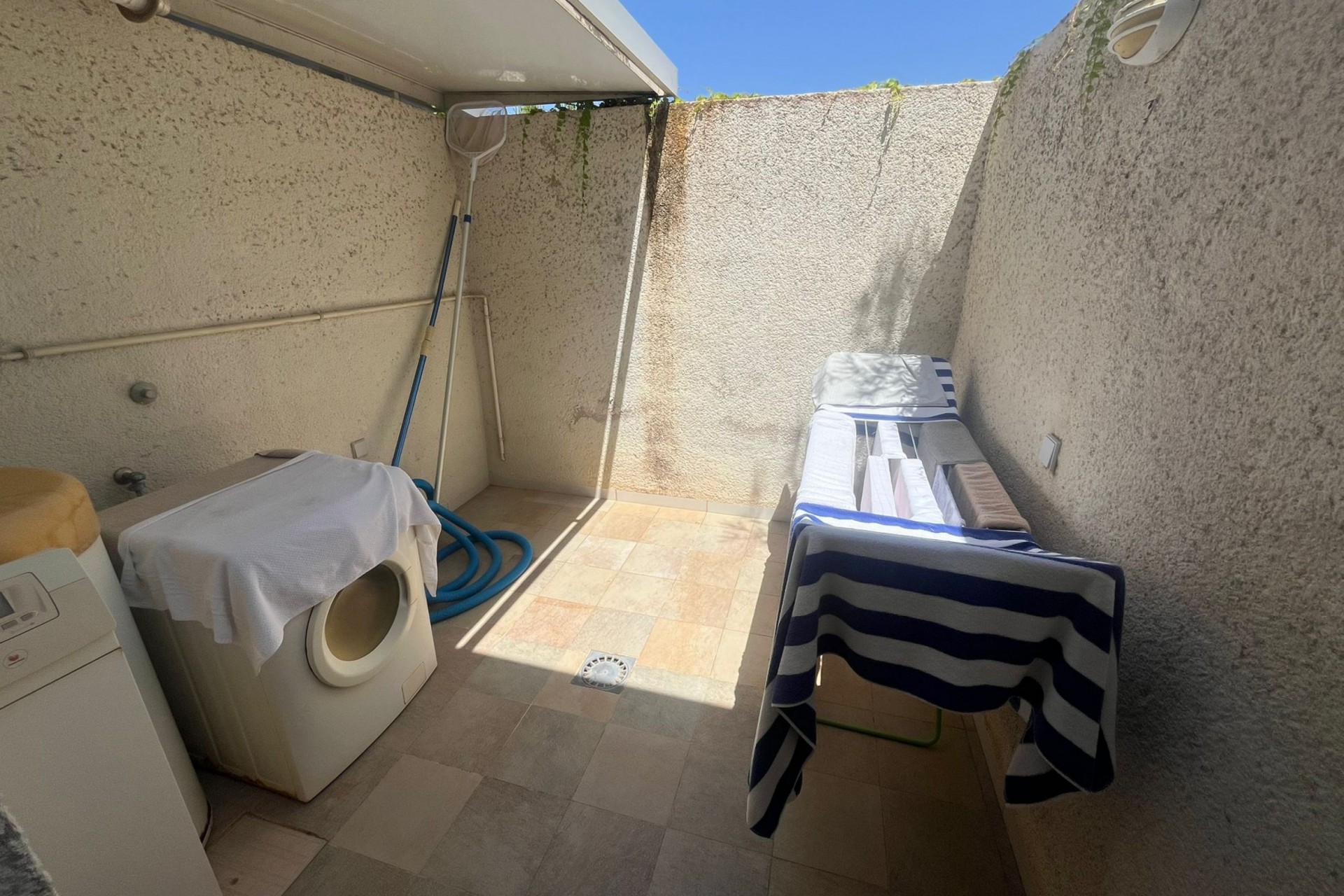 Reventa - Villa -
Sucina - Inland