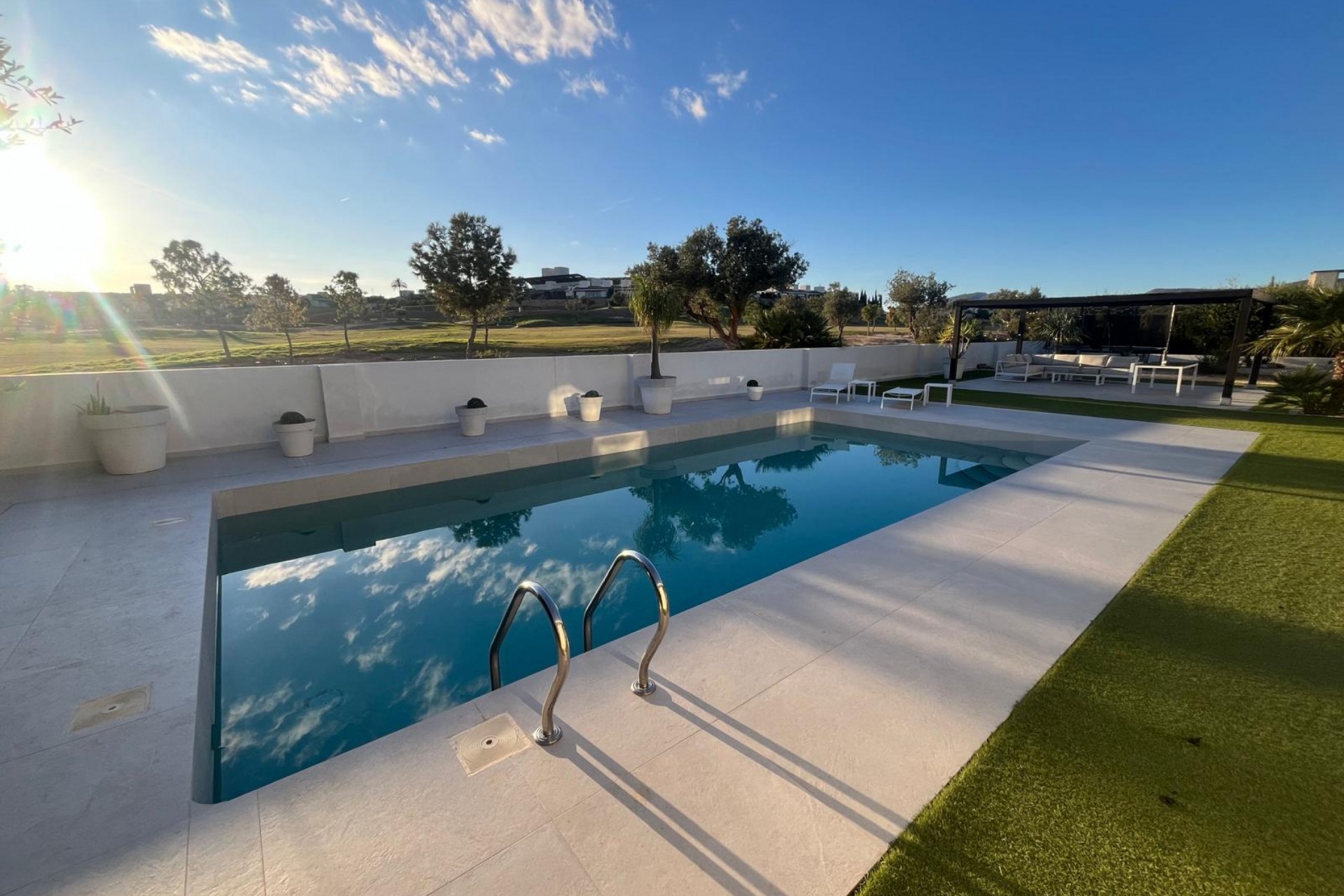 Reventa - Villa -
Sucina - Inland