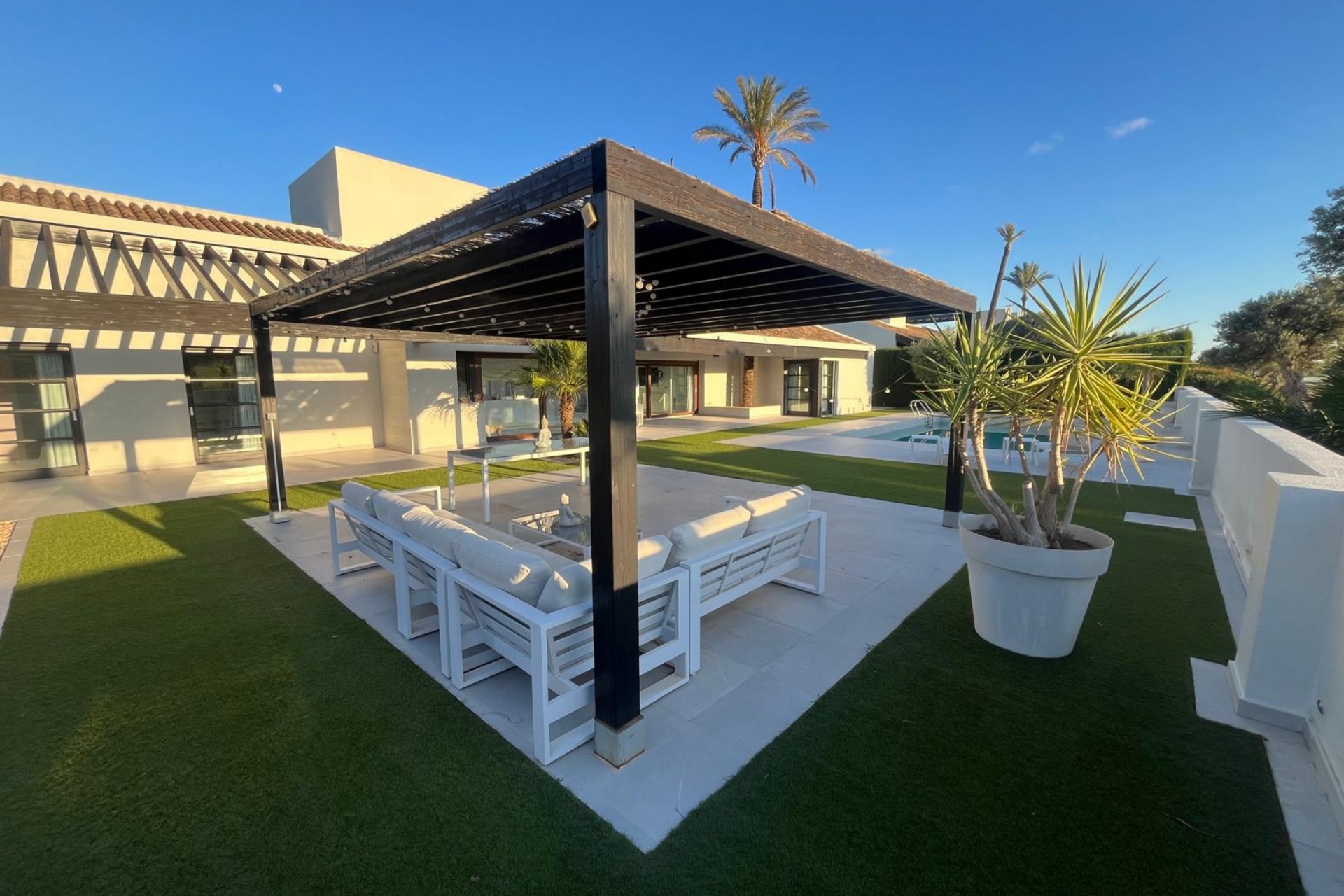 Reventa - Villa -
Sucina - Inland