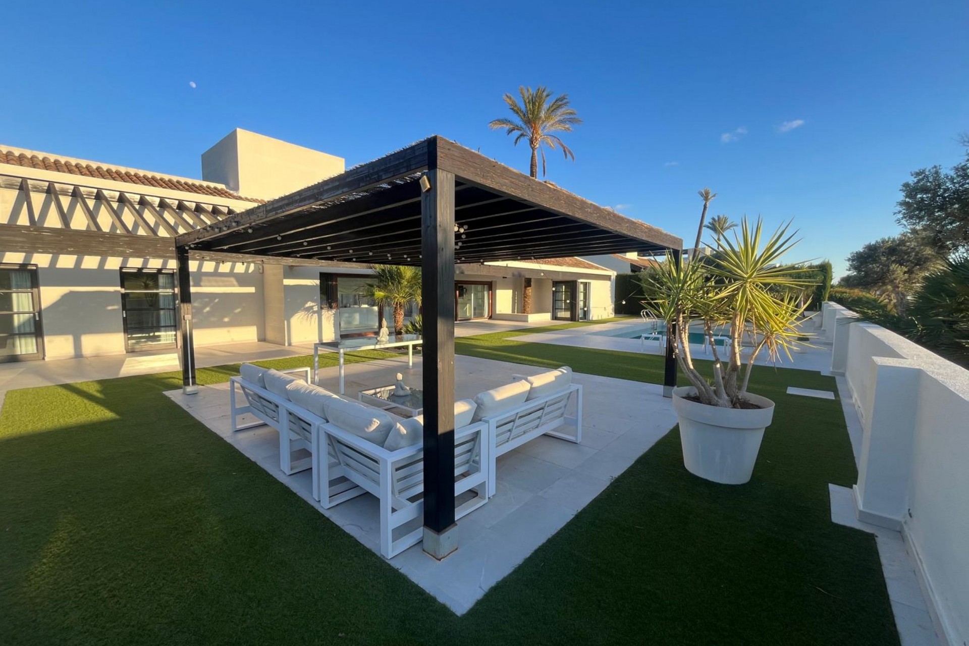 Reventa - Villa -
Sucina - Inland