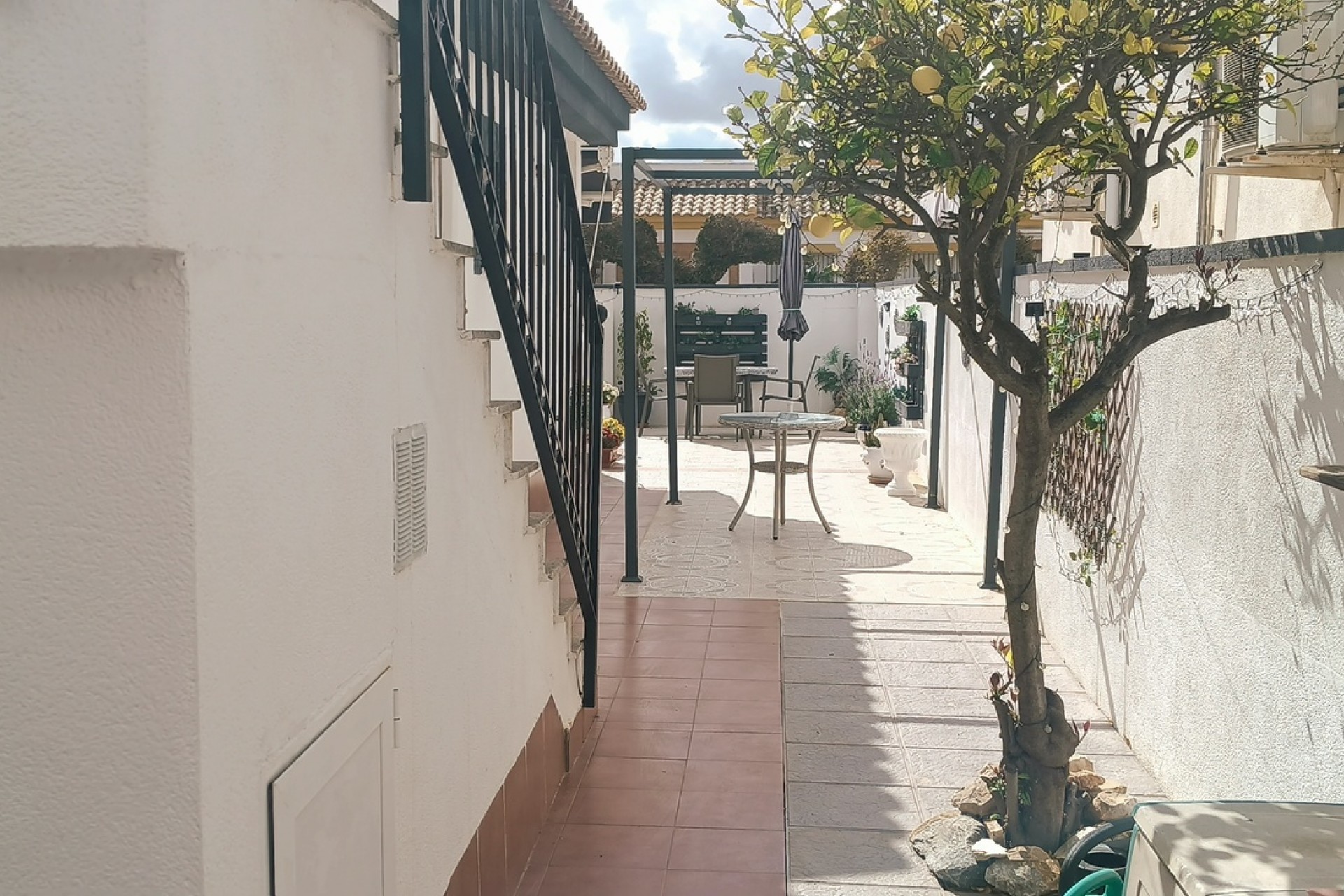 Reventa - Villa -
Sucina - Inland