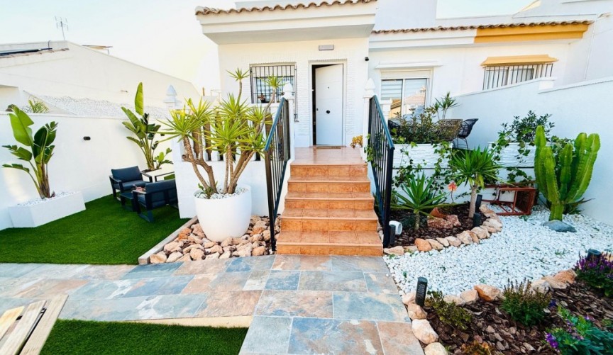 Reventa - Villa -
Sucina - Inland