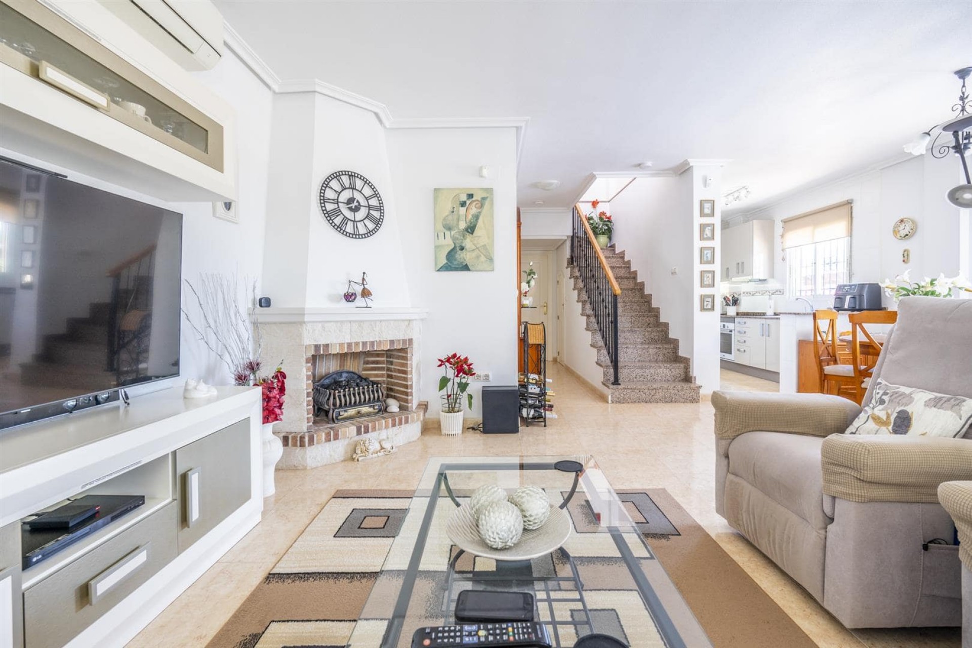 Reventa - Villa -
Sucina - Inland