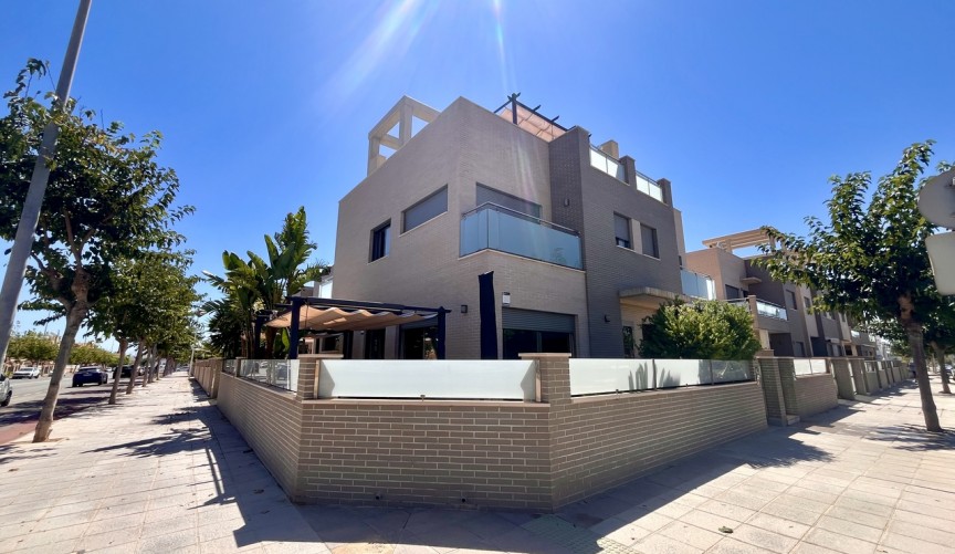 Reventa - Villa -
Torre de la Horadada - Costa Blanca