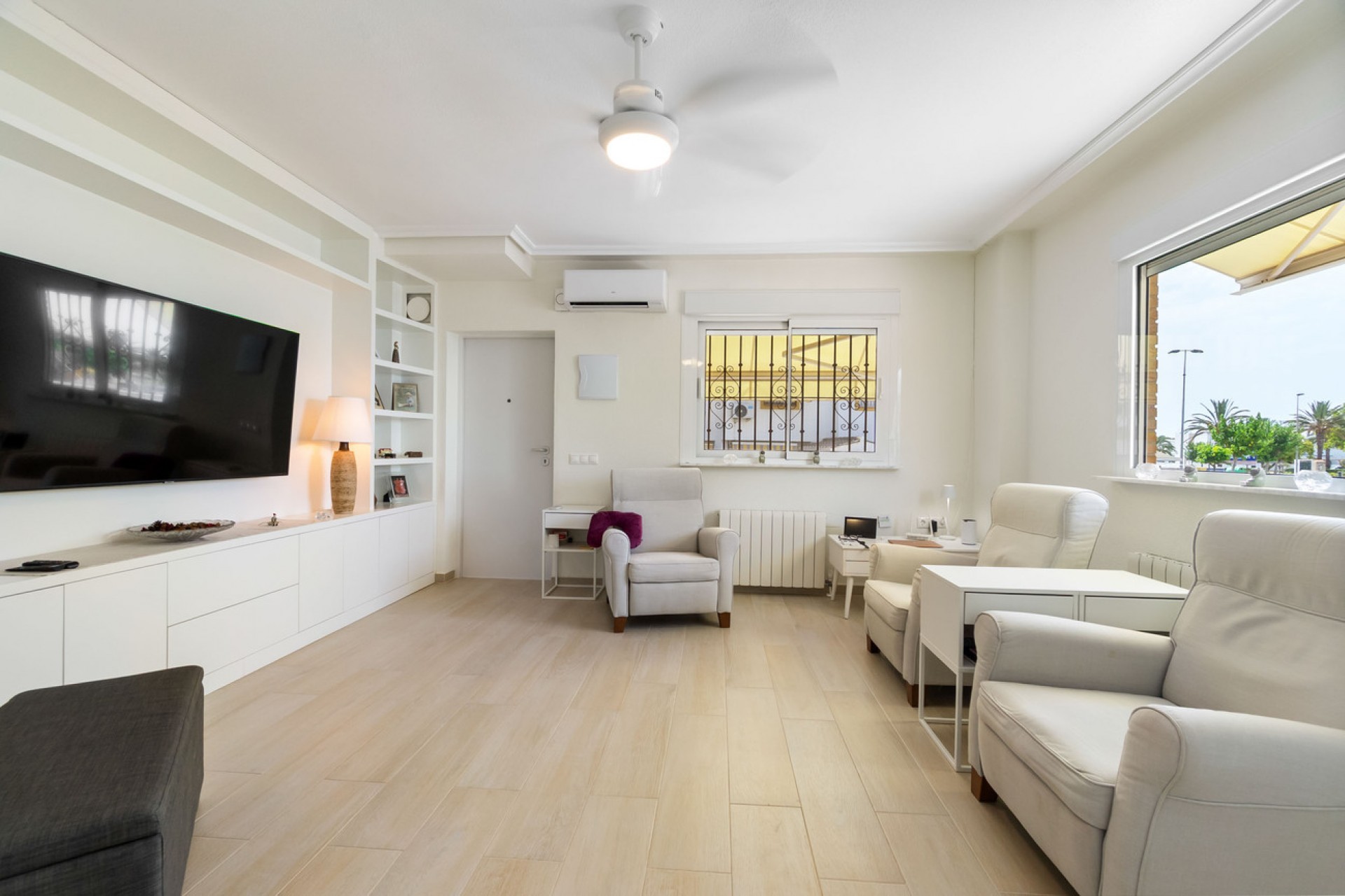 Reventa - Villa -
Torre de la Horadada - Costa Blanca