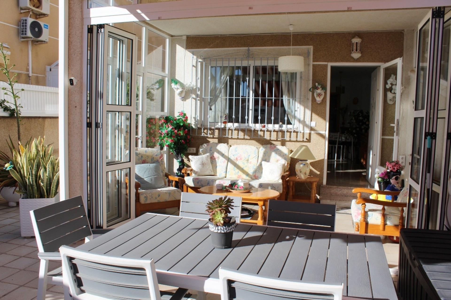 Reventa - Villa -
Torre de la Horadada - Costa Blanca