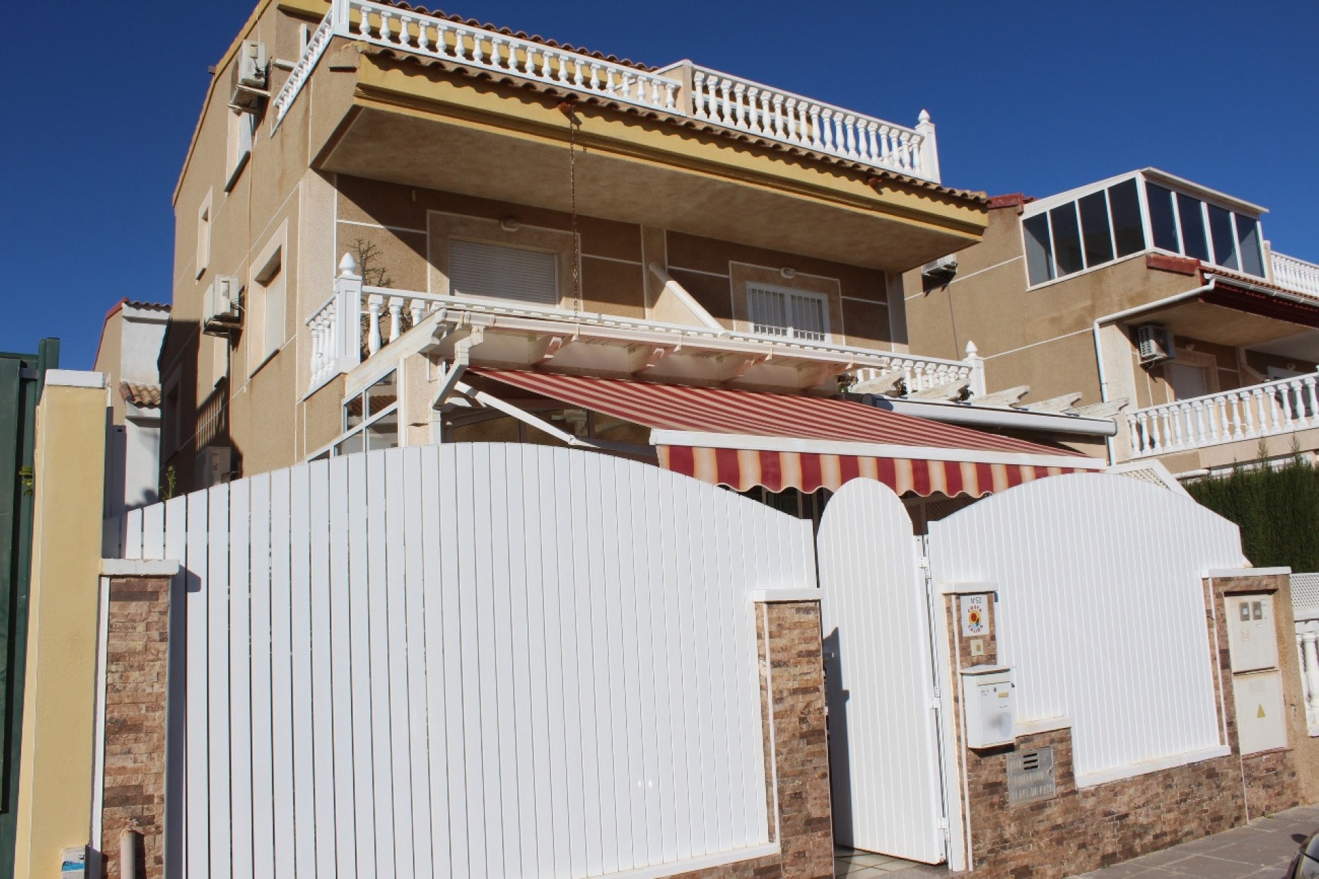 Reventa - Villa -
Torre de la Horadada - Costa Blanca