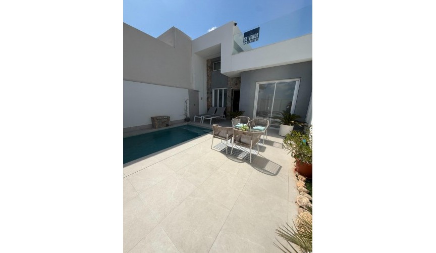 Reventa - Villa -
Torre Pacheco - Balsicas