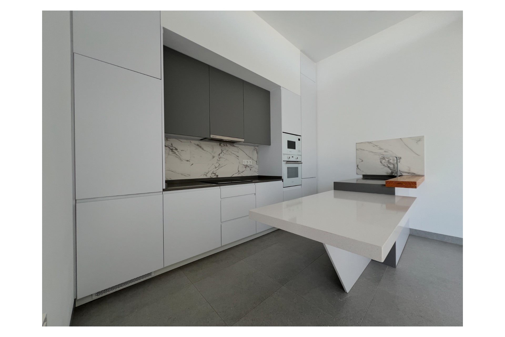 Reventa - Villa -
Torre Pacheco - Inland