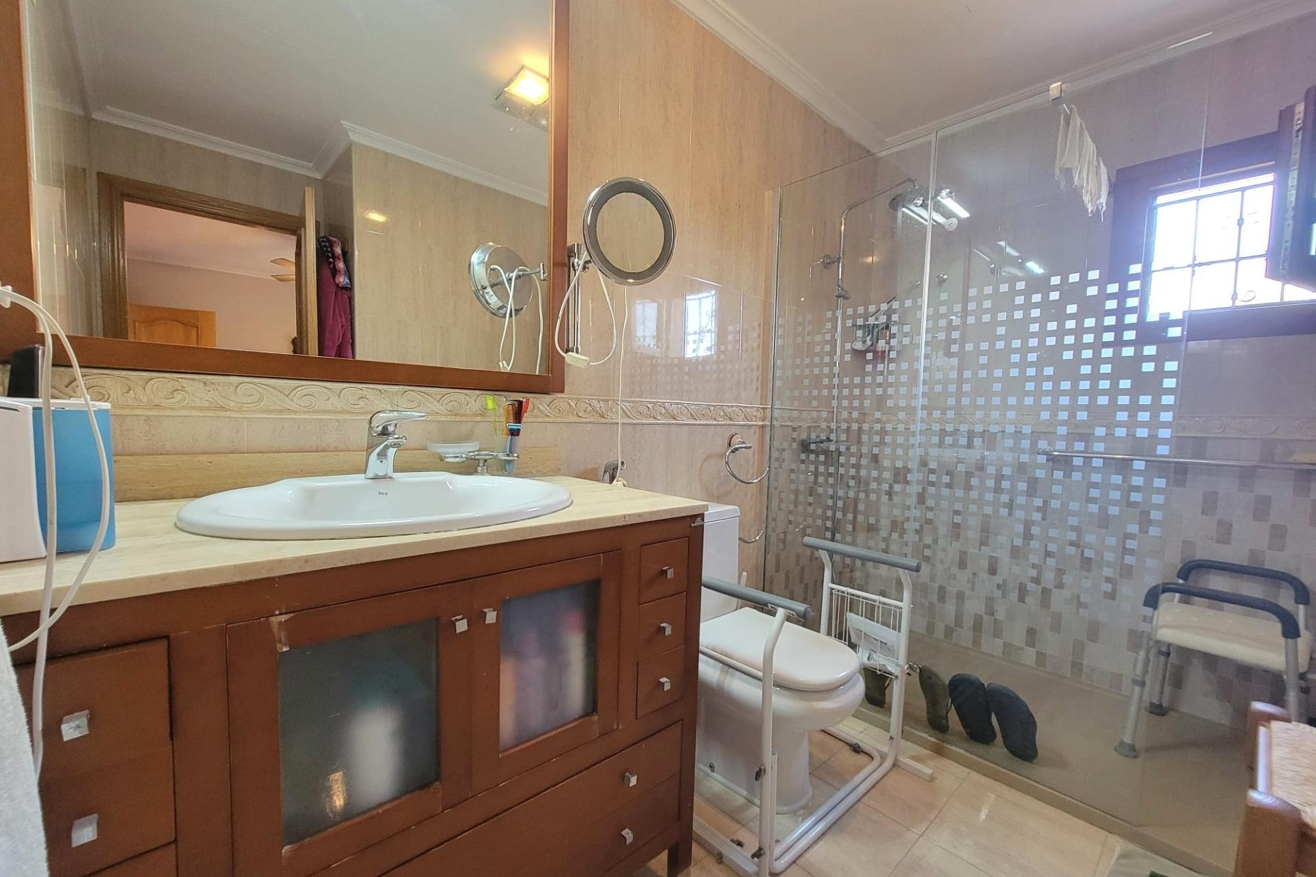 Reventa - Villa -
Torrevieja - aguas nuevas