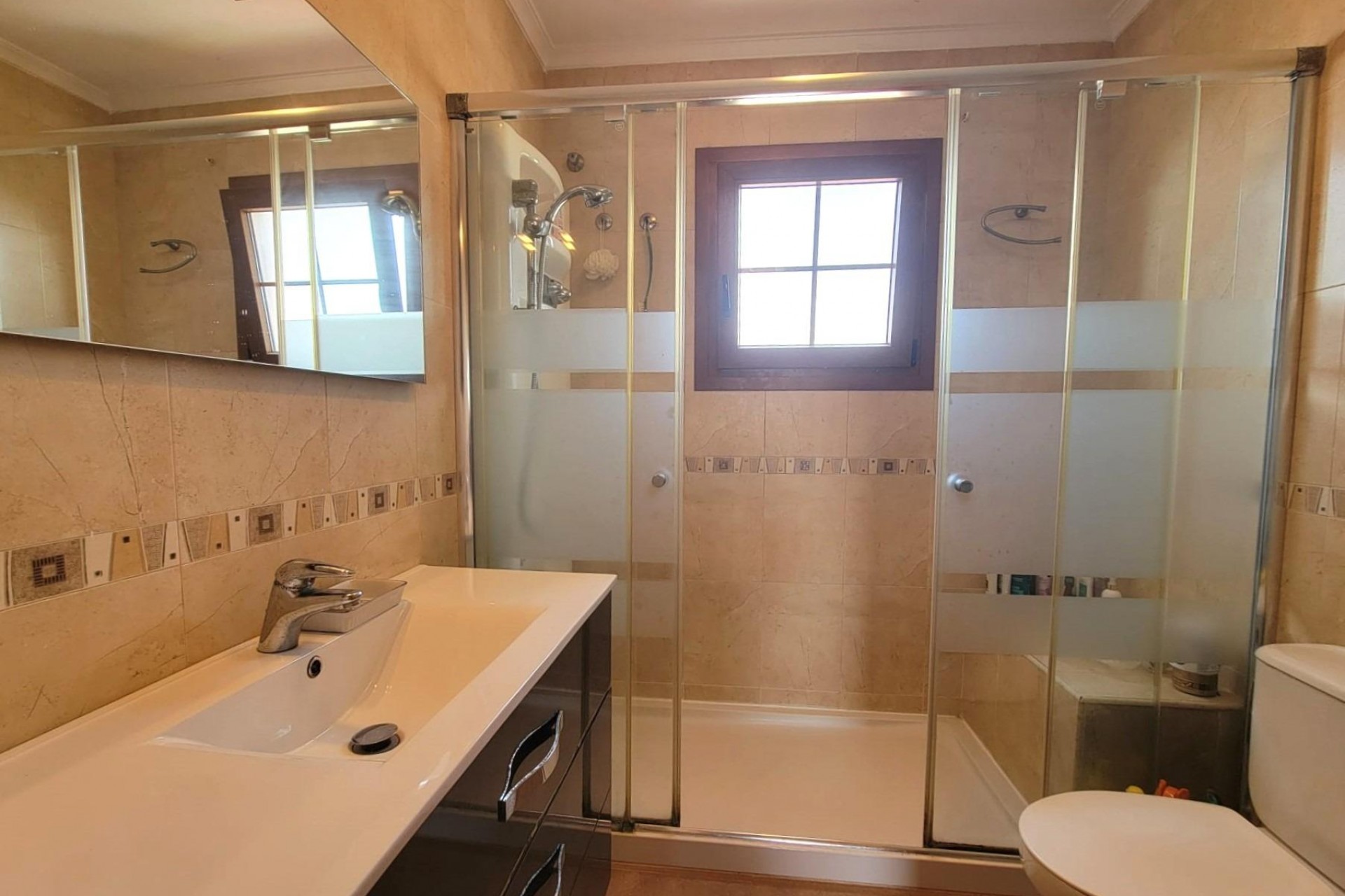 Reventa - Villa -
Torrevieja - aguas nuevas