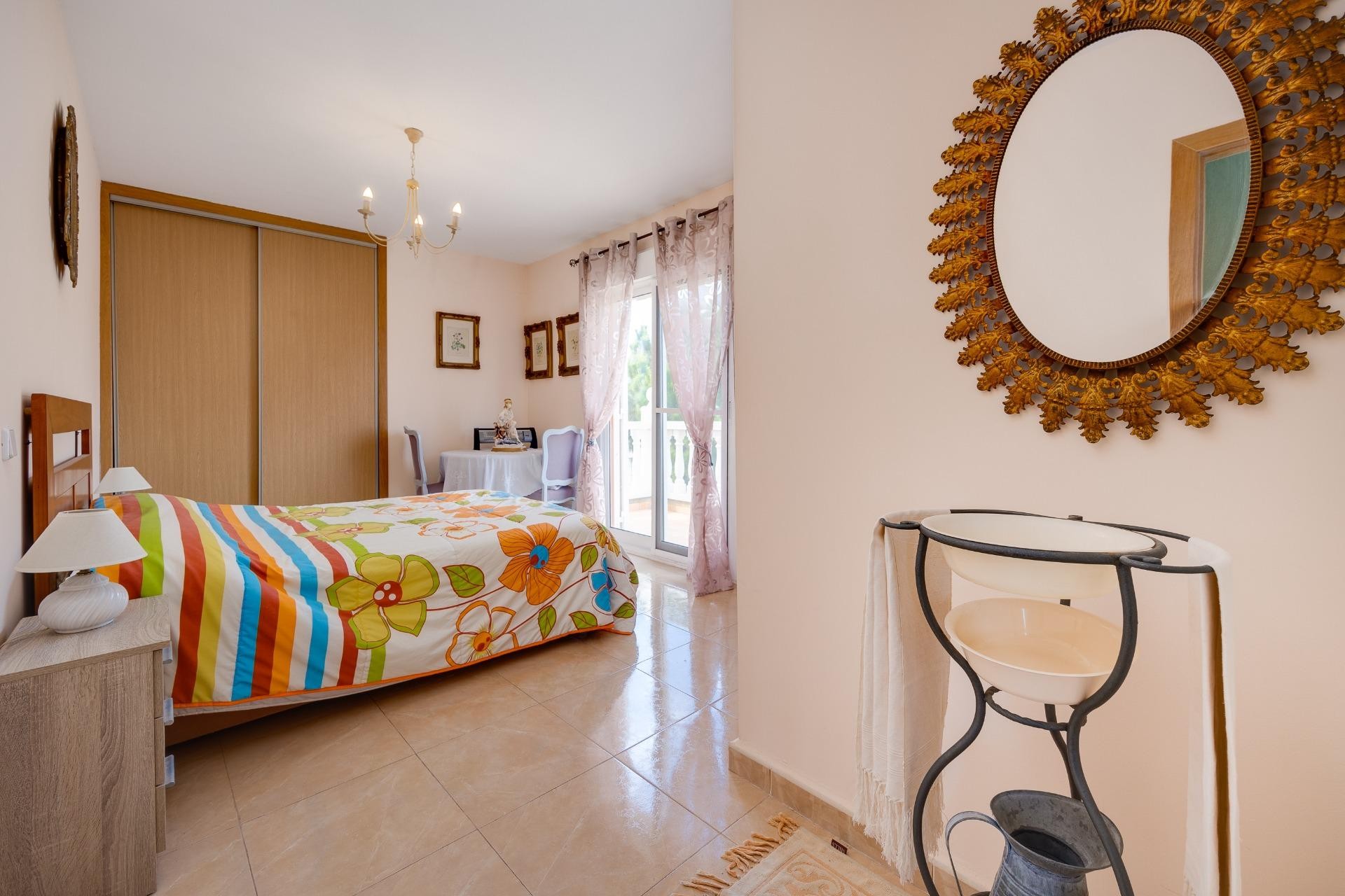 Reventa - Villa -
Torrevieja - aguas nuevas