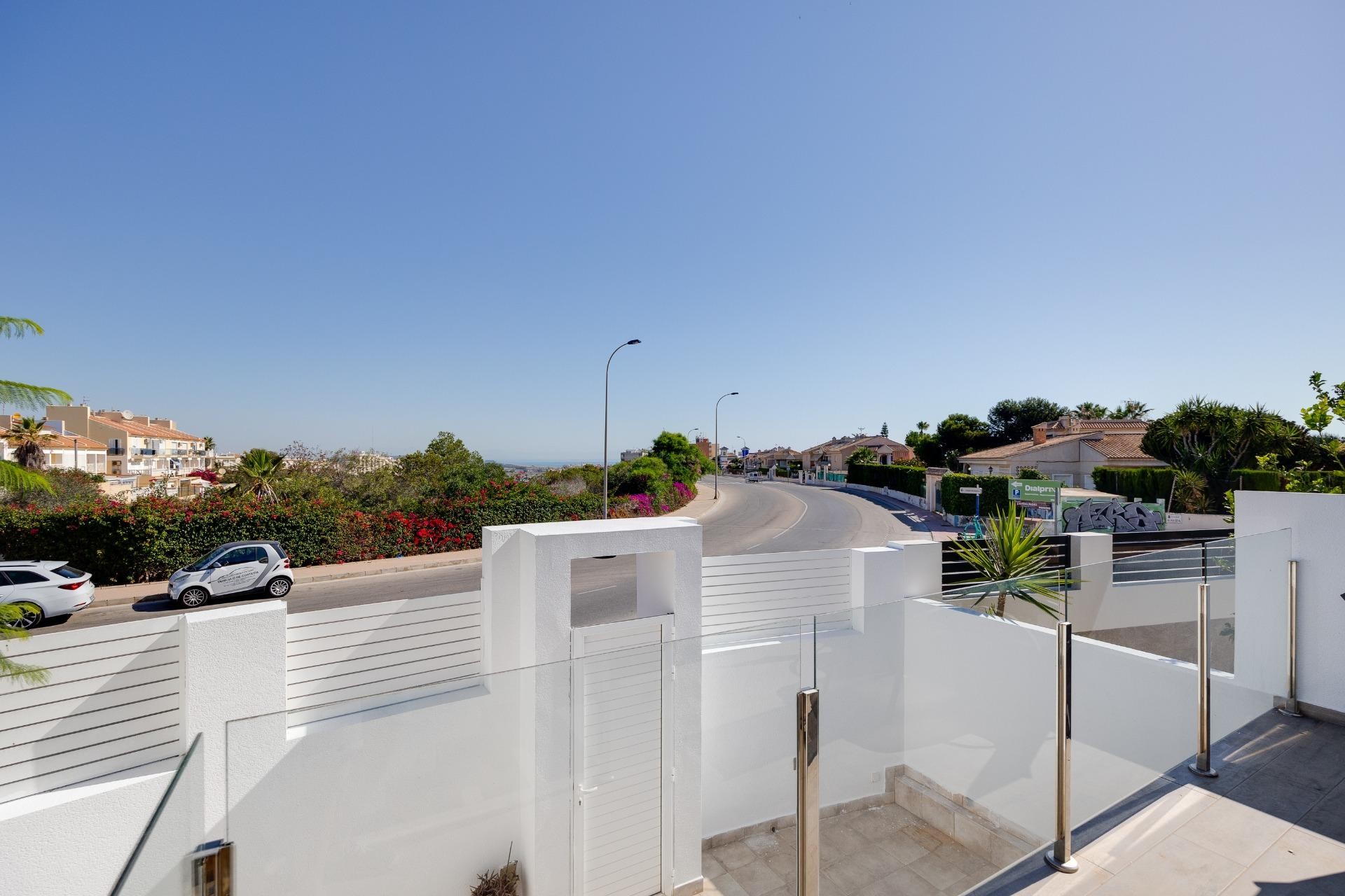 Reventa - Villa -
Torrevieja - aguas nuevas