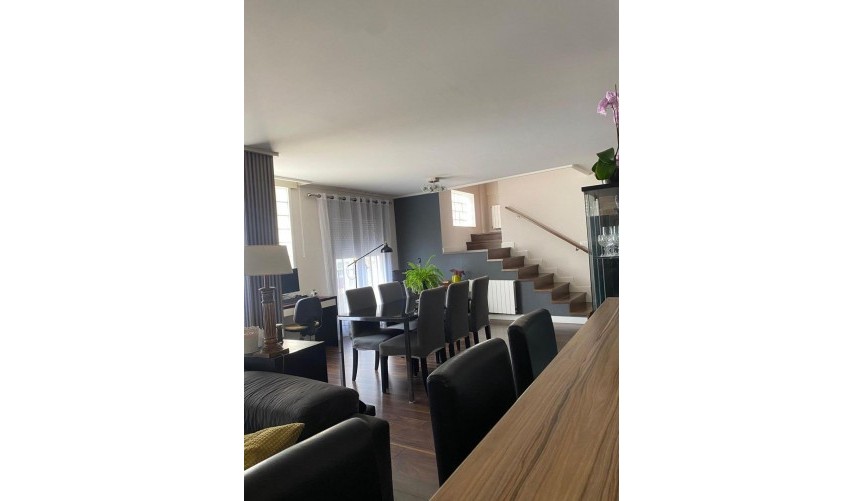 Reventa - Villa -
Torrevieja - Centro - Muelle Pesquero