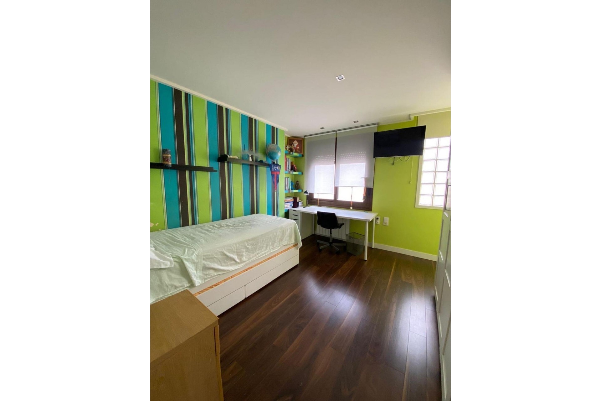 Reventa - Villa -
Torrevieja - Centro - Muelle Pesquero