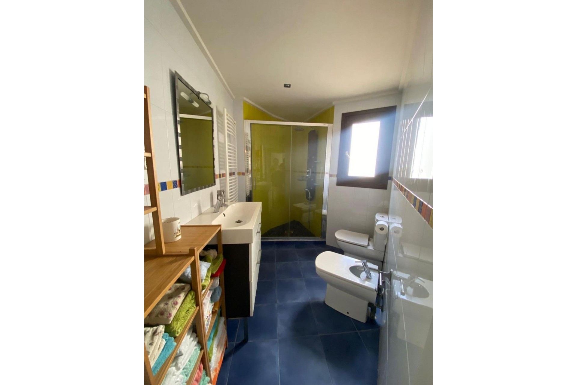 Reventa - Villa -
Torrevieja - Centro - Muelle Pesquero