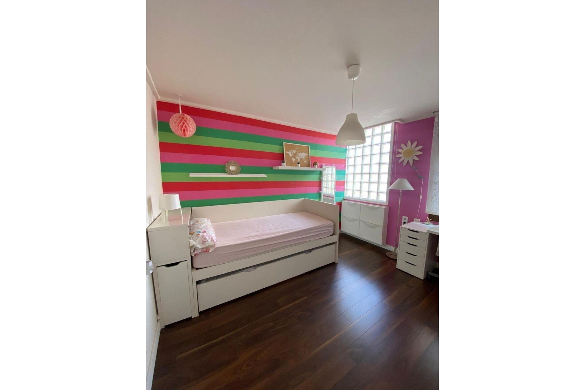 Reventa - Villa -
Torrevieja - Centro - Muelle Pesquero