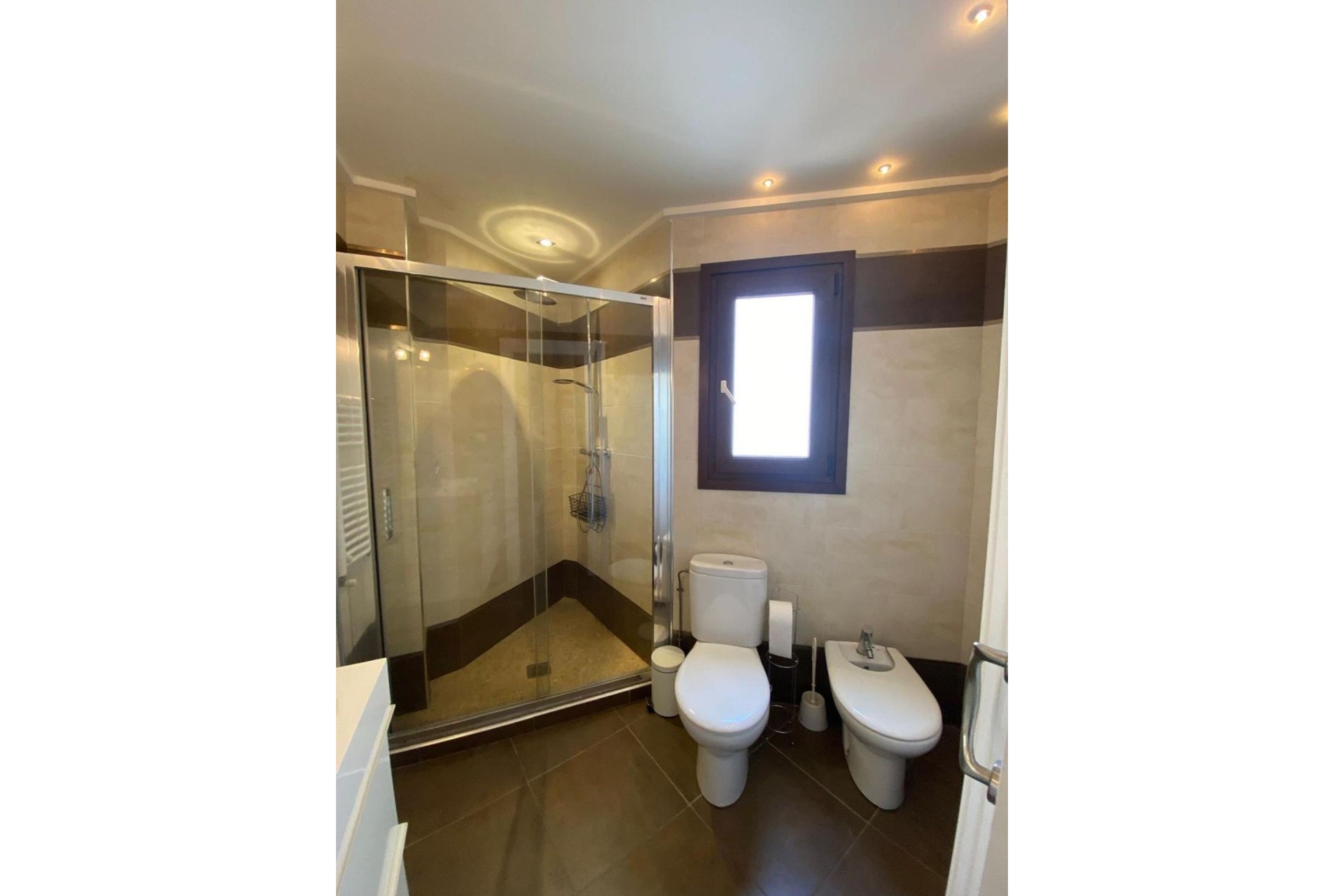 Reventa - Villa -
Torrevieja - Centro - Muelle Pesquero