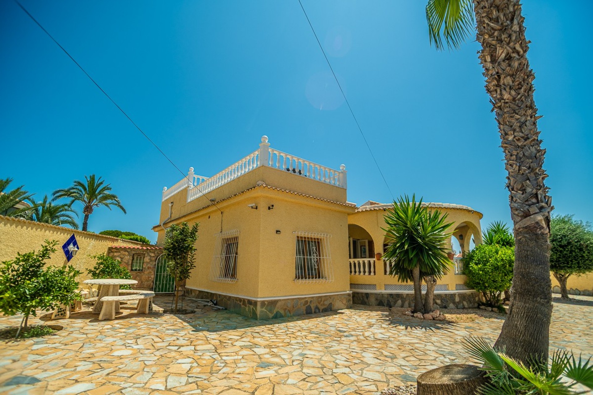 Reventa - Villa -
Torrevieja - Costa Blanca