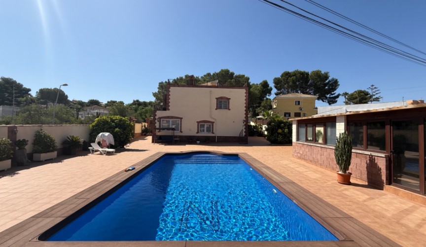 Reventa - Villa -
Torrevieja - Costa Blanca