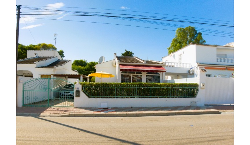 Reventa - Villa -
Torrevieja - Costa Blanca