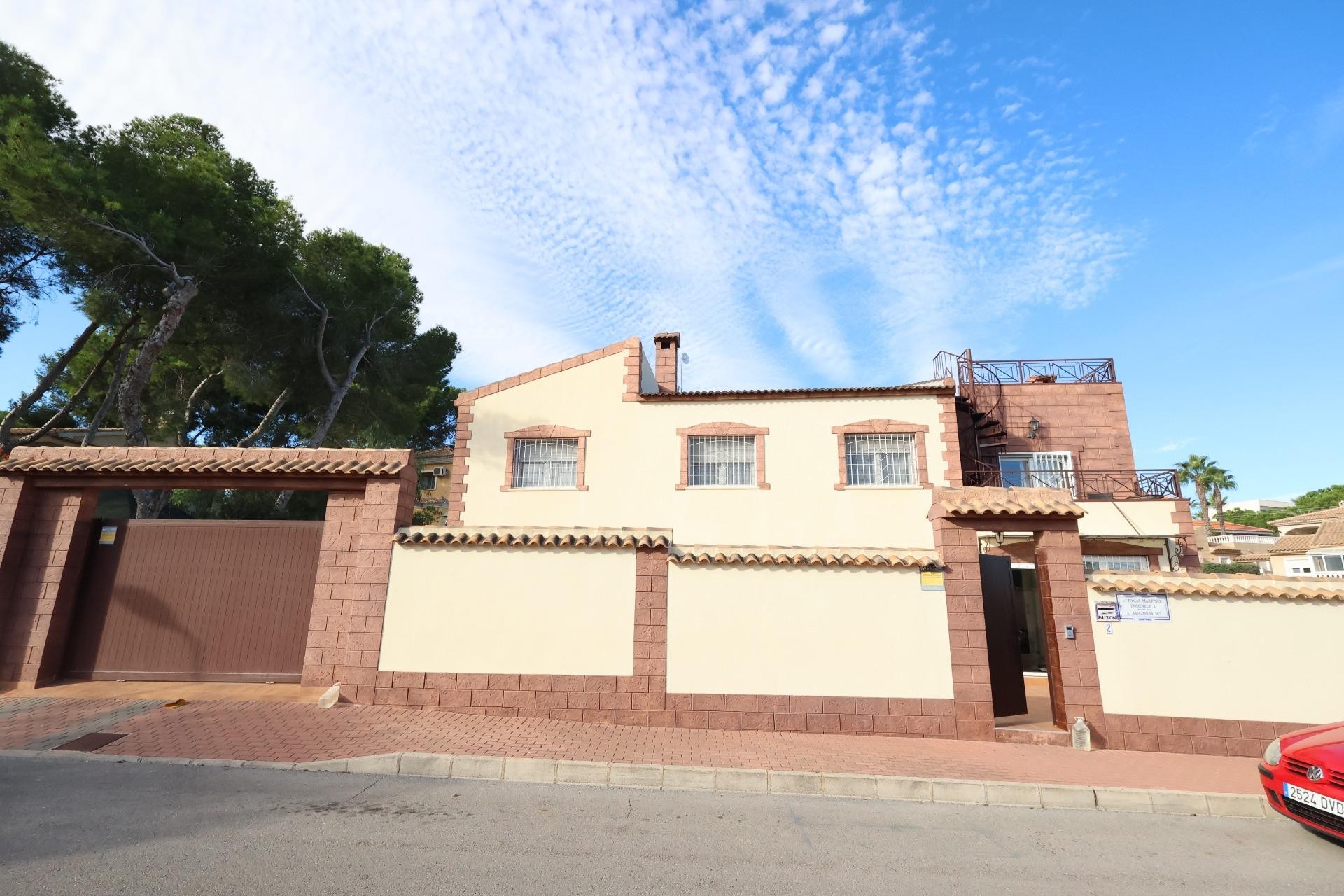 Reventa - Villa -
Torrevieja - Costa Blanca