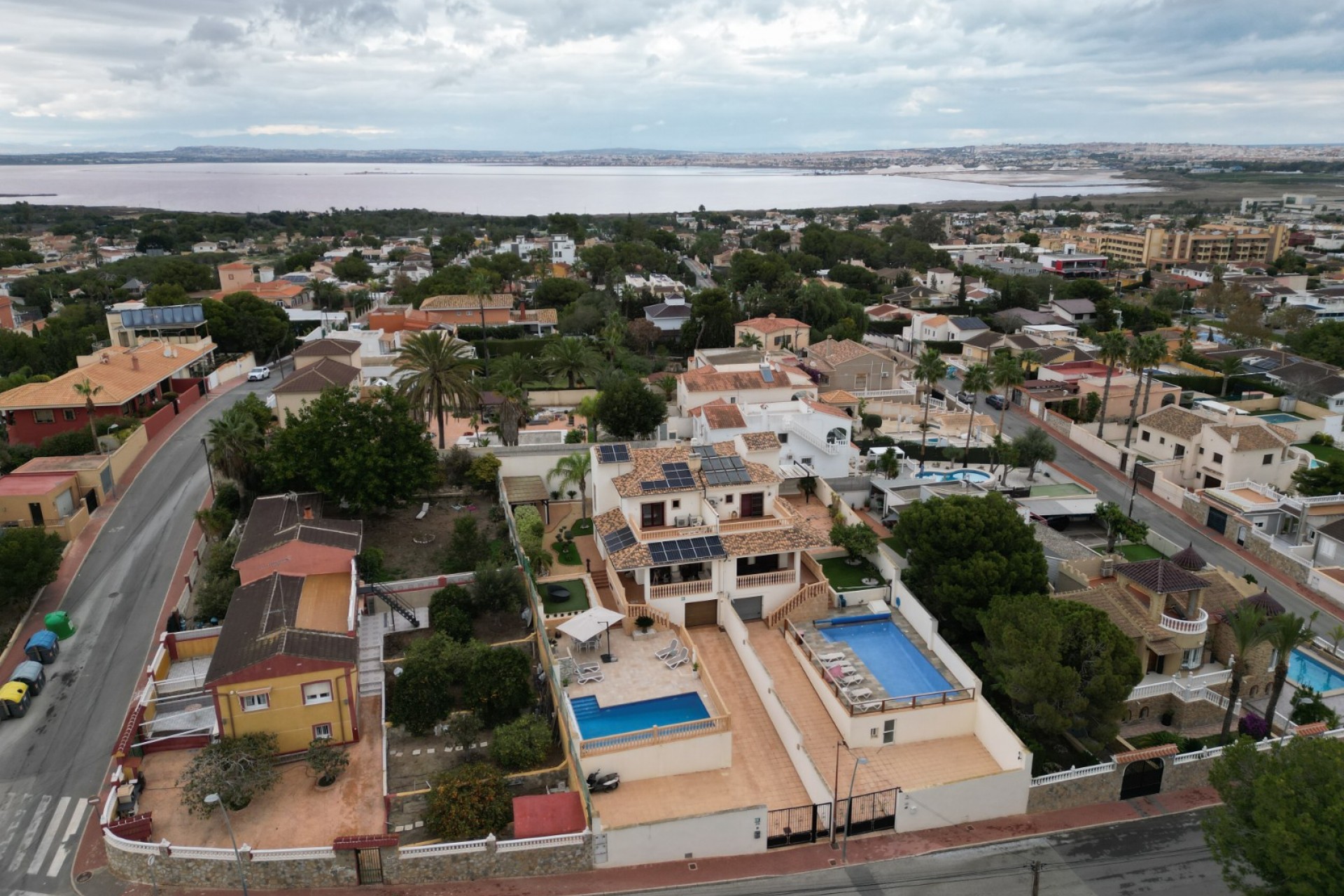 Reventa - Villa -
Torrevieja - Costa Blanca