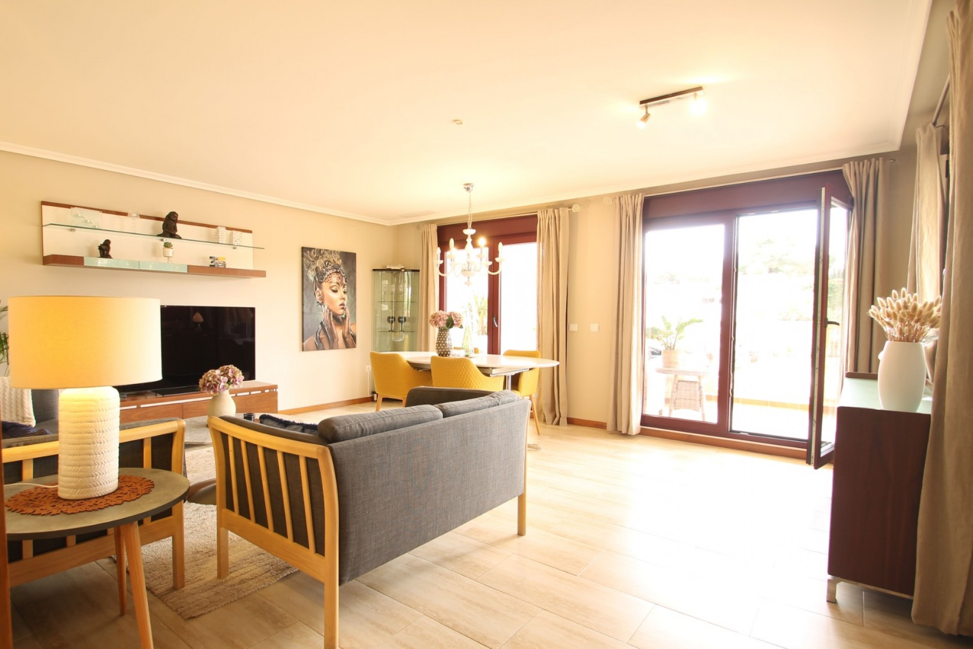 Reventa - Villa -
Torrevieja - Costa Blanca