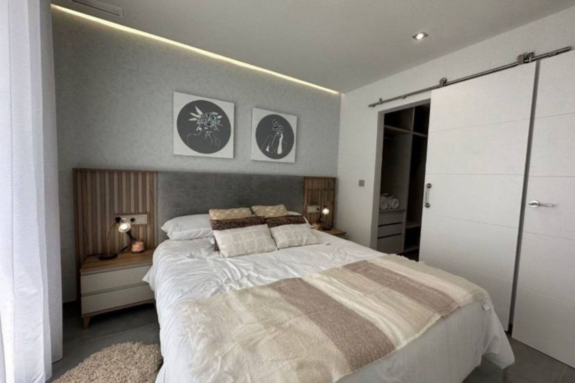 Reventa - Villa -
Torrevieja - Costa Blanca