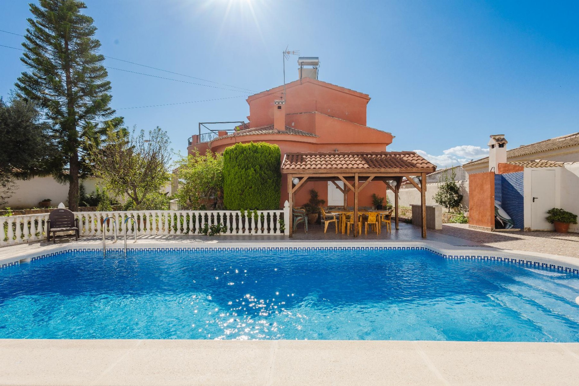 Reventa - Villa -
Torrevieja - Costa Blanca