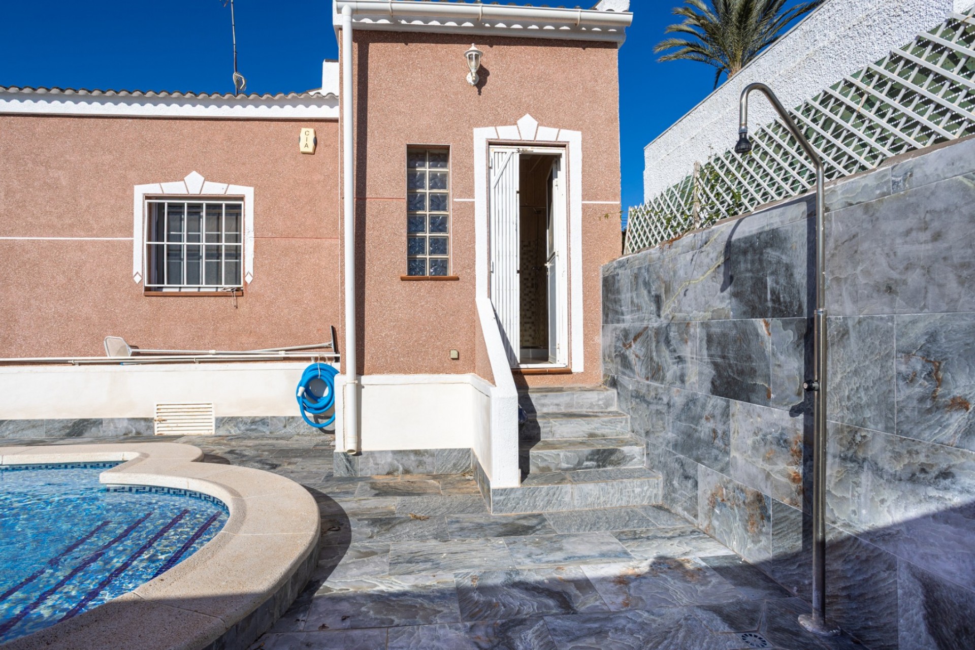 Reventa - Villa -
Torrevieja - Costa Blanca
