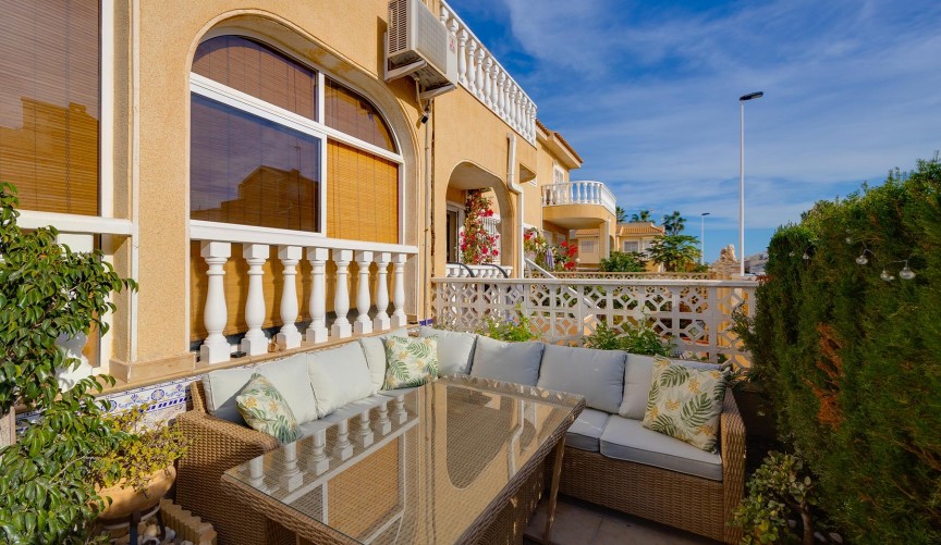 Reventa - Villa -
Torrevieja - Costa Blanca