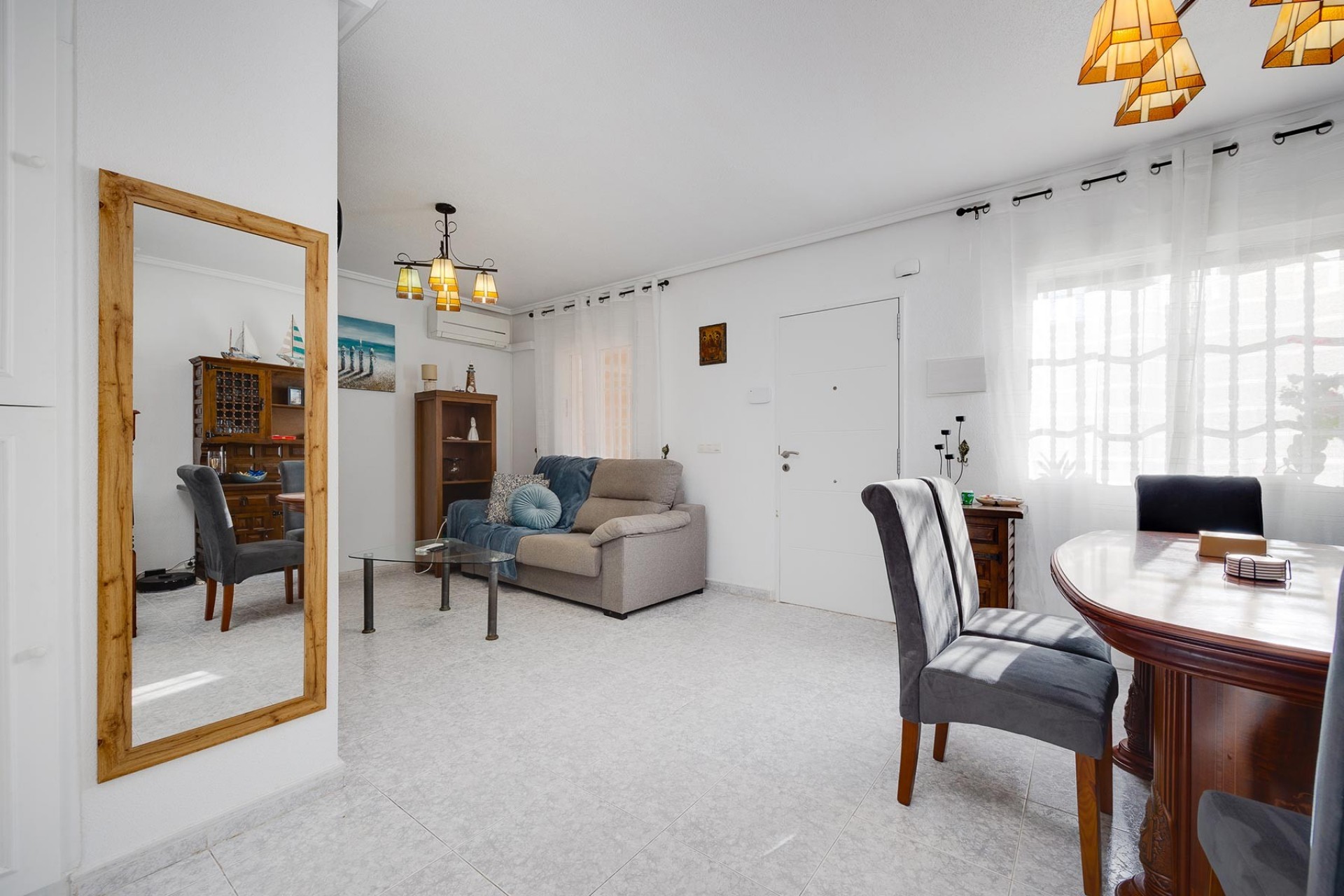 Reventa - Villa -
Torrevieja - Costa Blanca