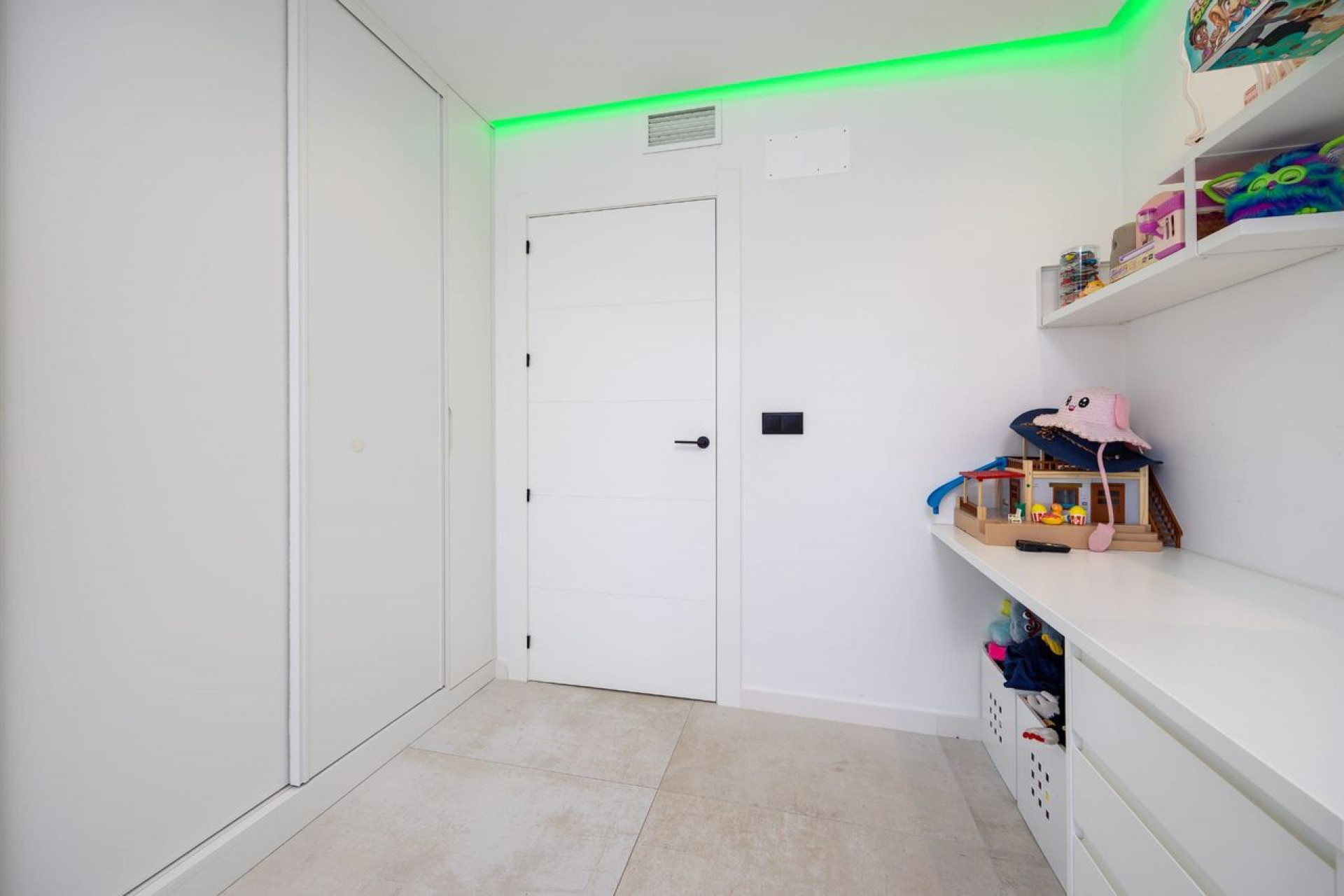 Reventa - Villa -
Torrevieja - Costa Blanca