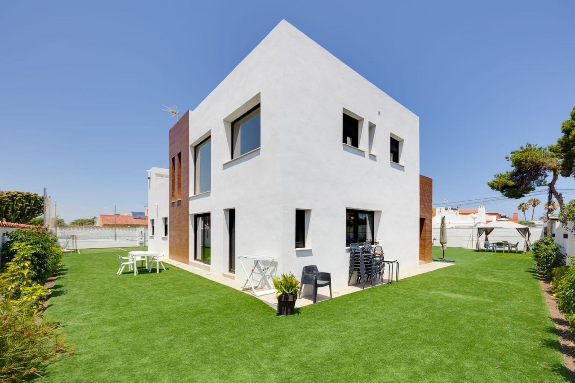 Reventa - Villa -
Torrevieja - Costa Blanca