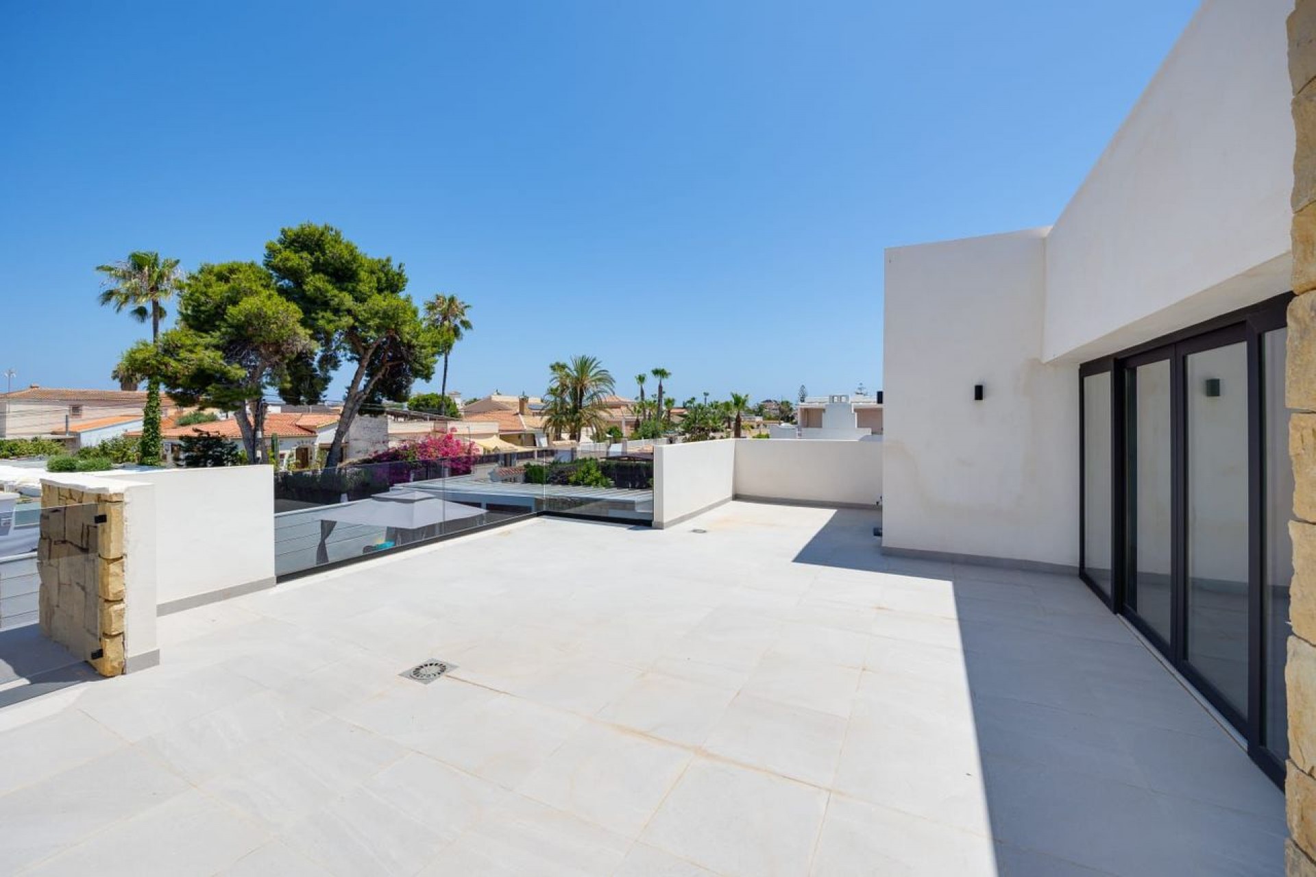 Reventa - Villa -
Torrevieja - Costa Blanca