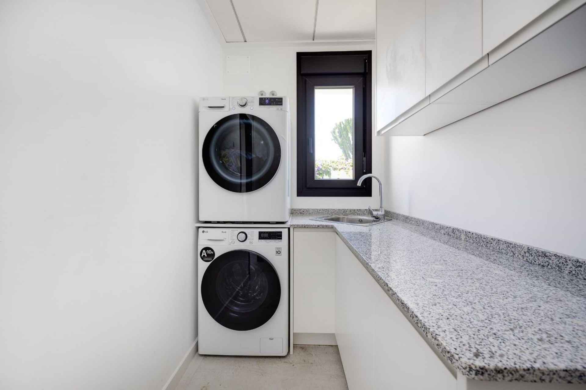 Reventa - Villa -
Torrevieja - Costa Blanca