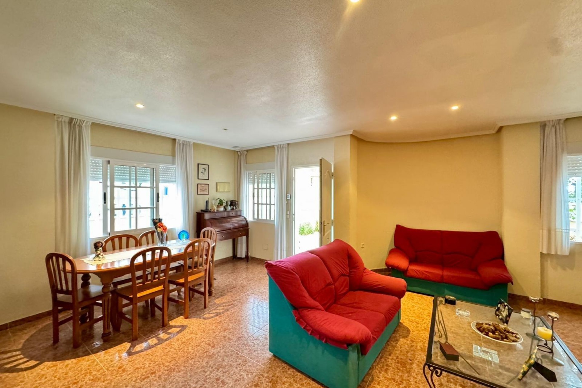 Reventa - Villa -
Torrevieja - Costa Blanca