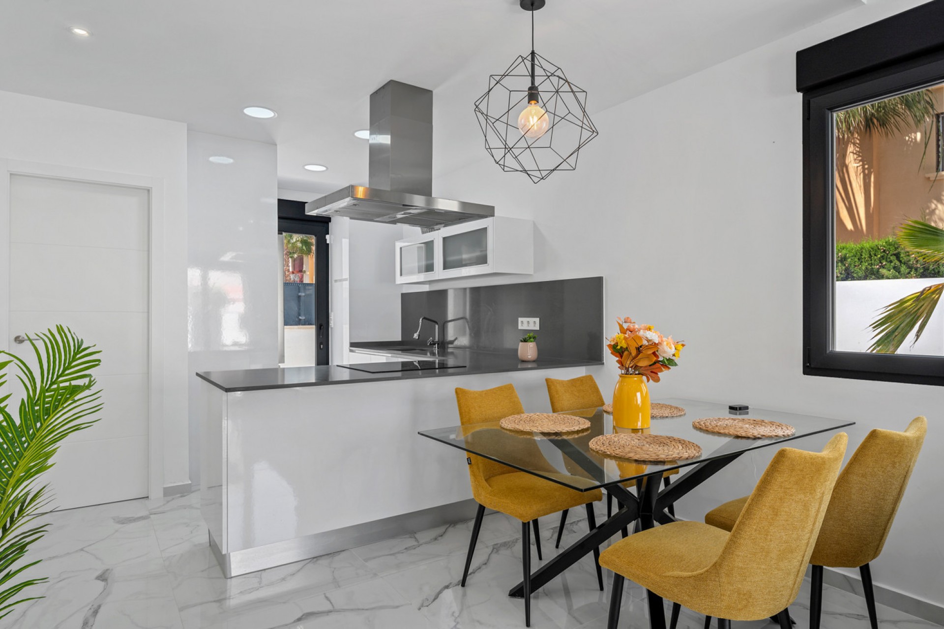 Reventa - Villa -
Torrevieja - Costa Blanca