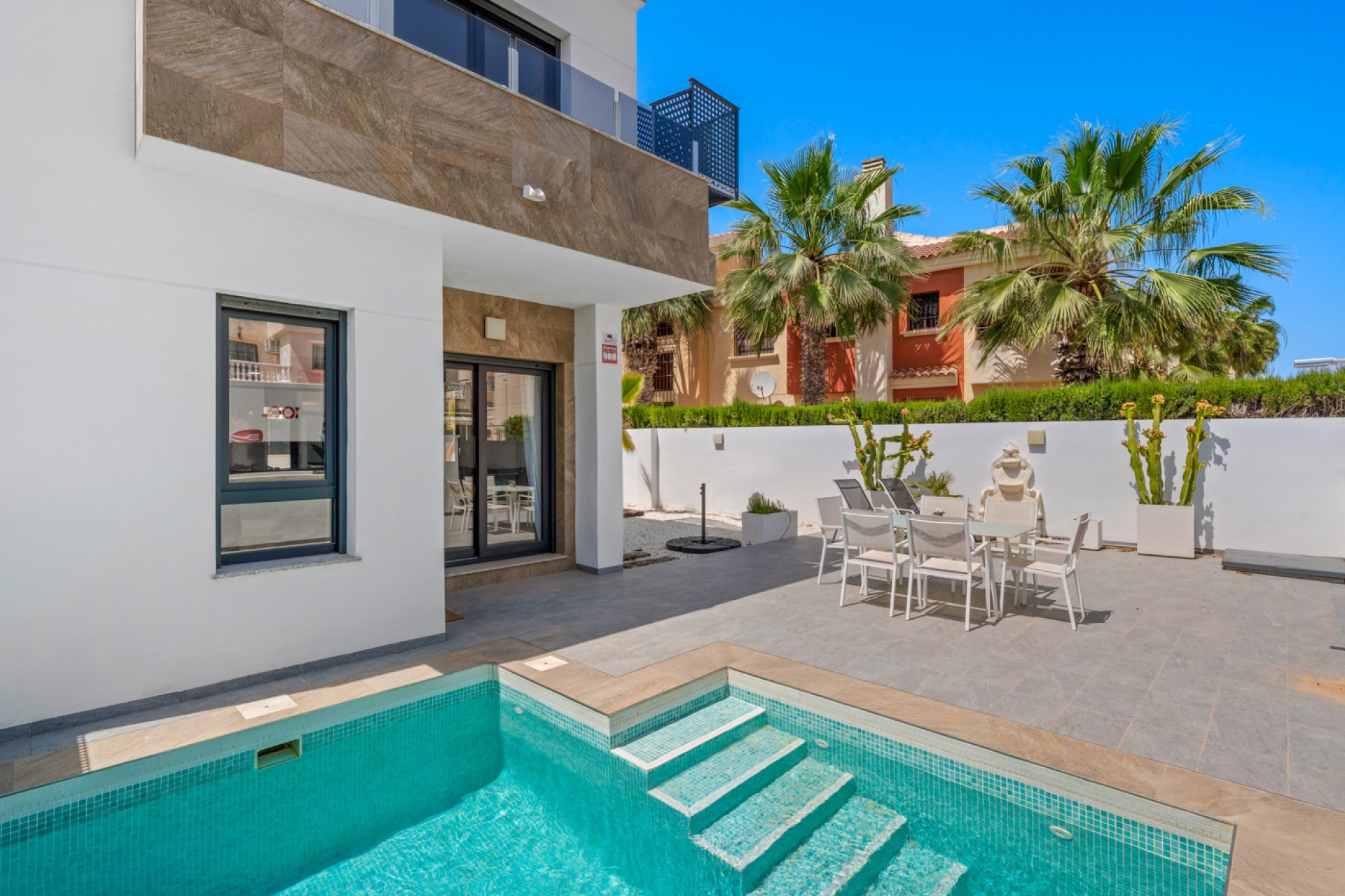 Reventa - Villa -
Torrevieja - Costa Blanca