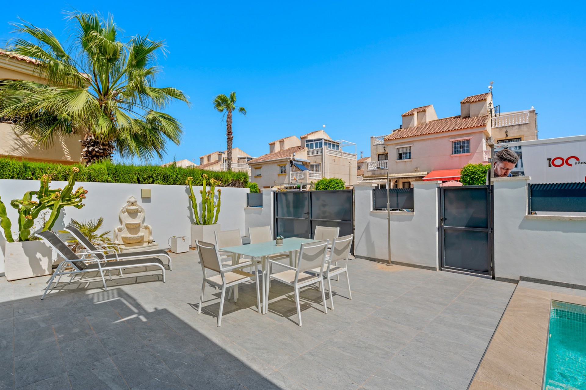 Reventa - Villa -
Torrevieja - Costa Blanca