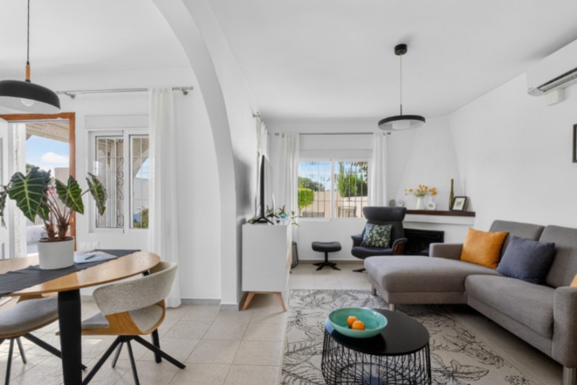 Reventa - Villa -
Torrevieja - Costa Blanca