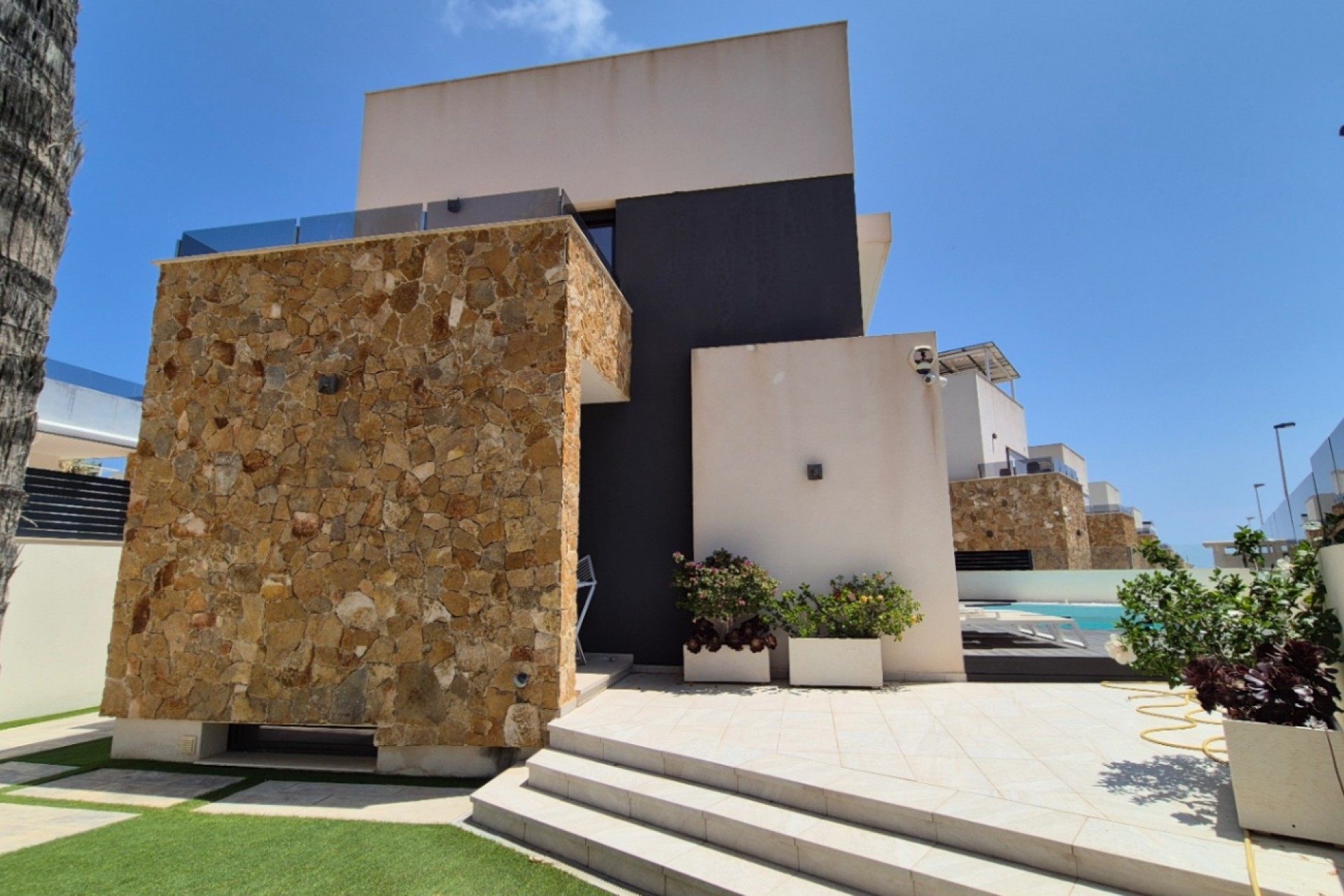 Reventa - Villa -
Torrevieja - Costa Blanca