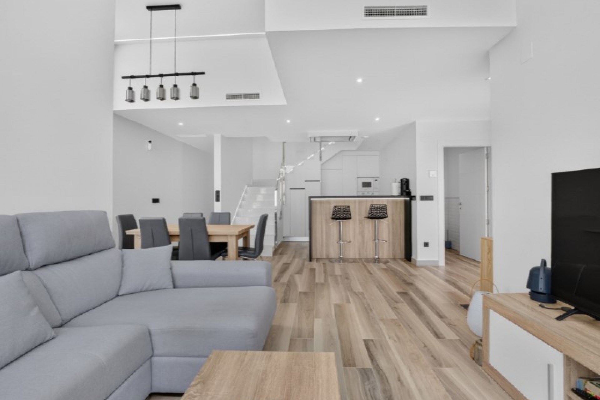 Reventa - Villa -
Torrevieja - Costa Blanca