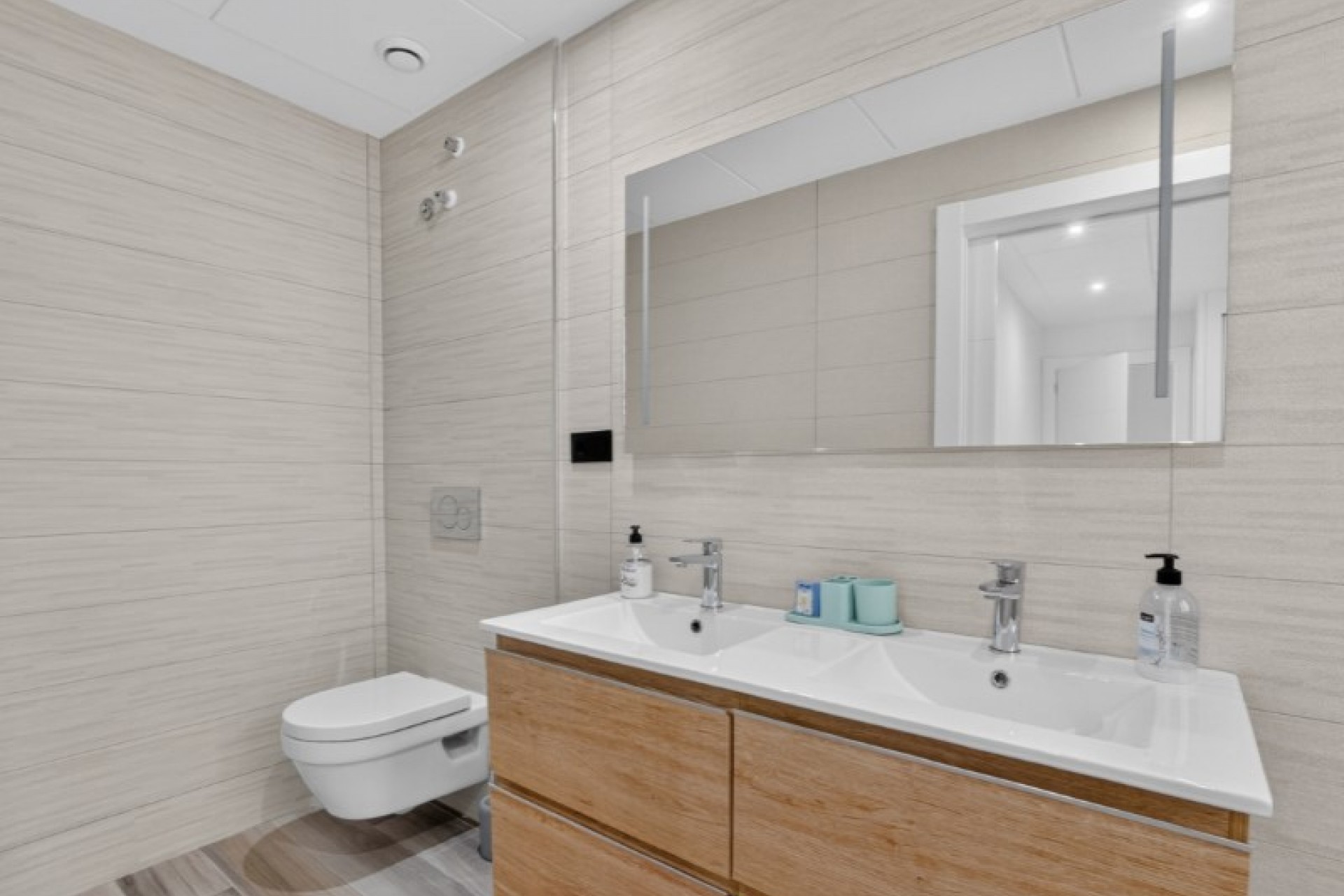 Reventa - Villa -
Torrevieja - Costa Blanca