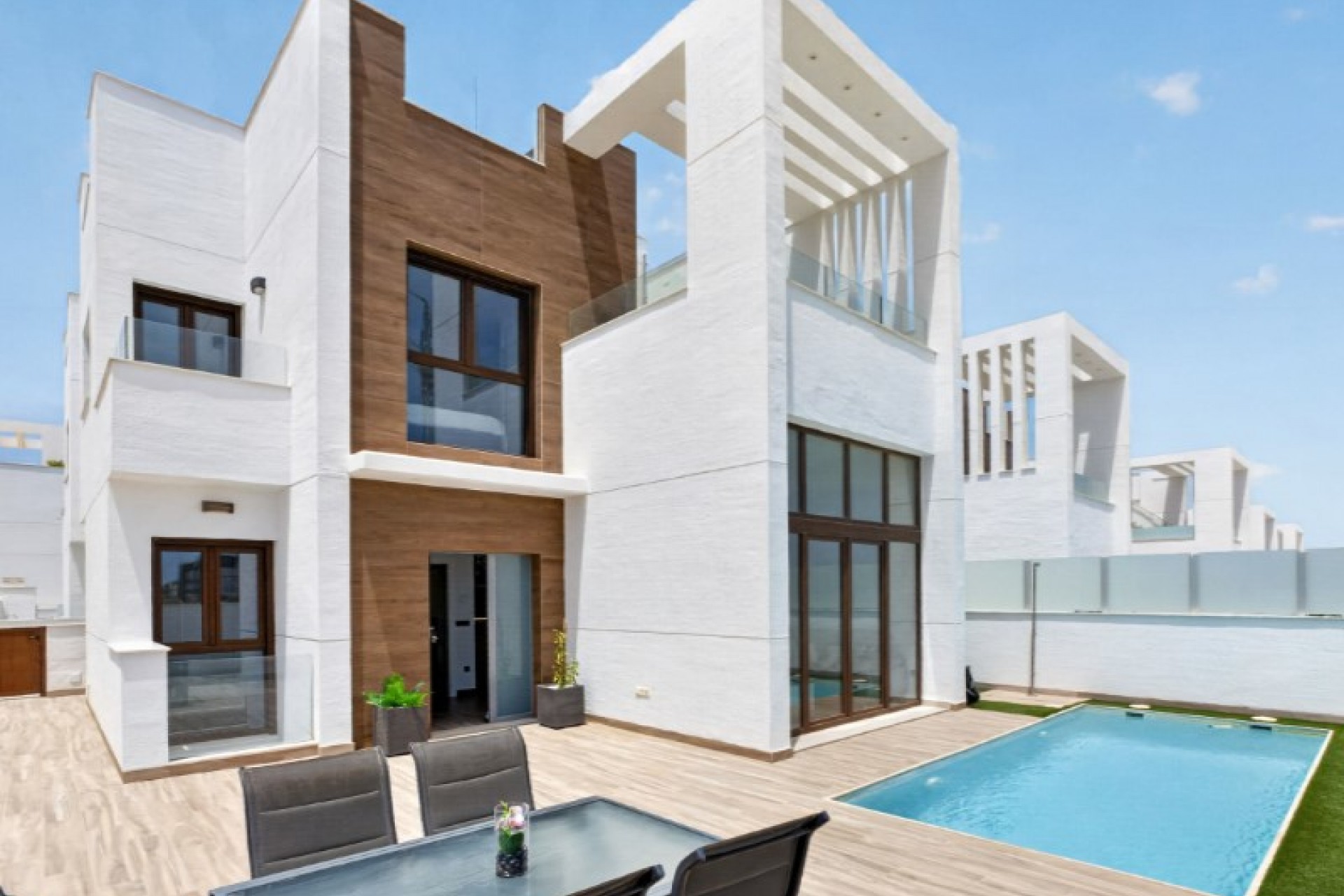 Reventa - Villa -
Torrevieja - Costa Blanca