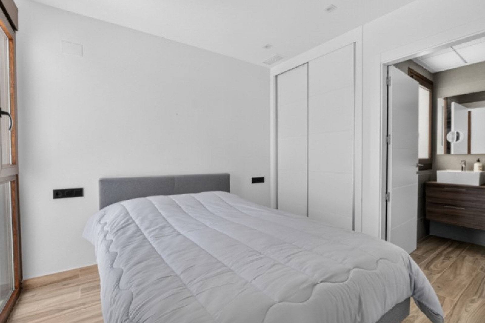 Reventa - Villa -
Torrevieja - Costa Blanca