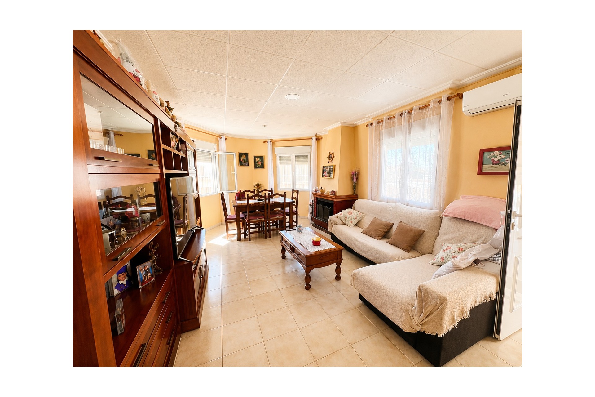 Reventa - Villa -
Torrevieja - Costa Blanca
