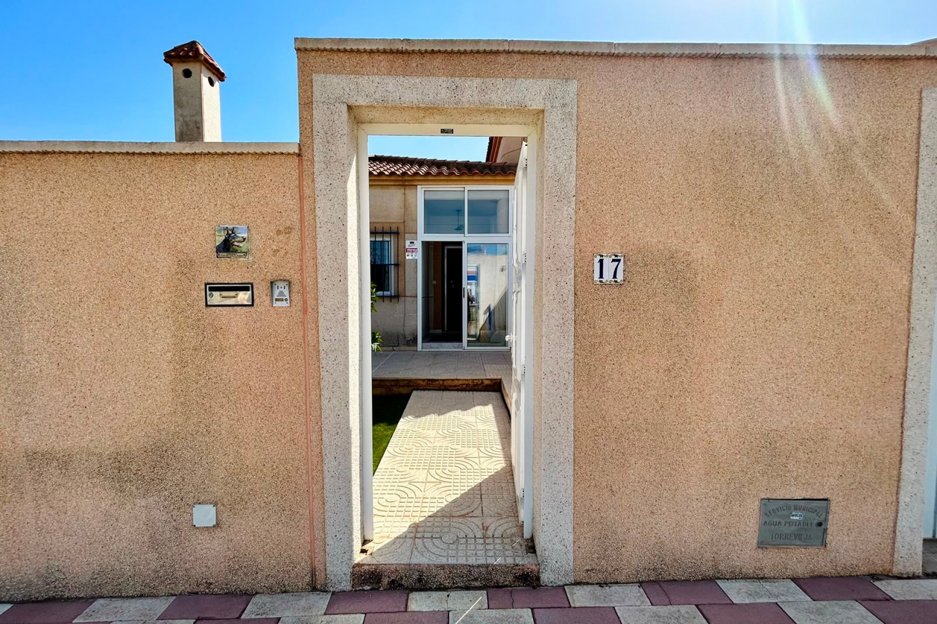 Reventa - Villa -
Torrevieja - Costa Blanca